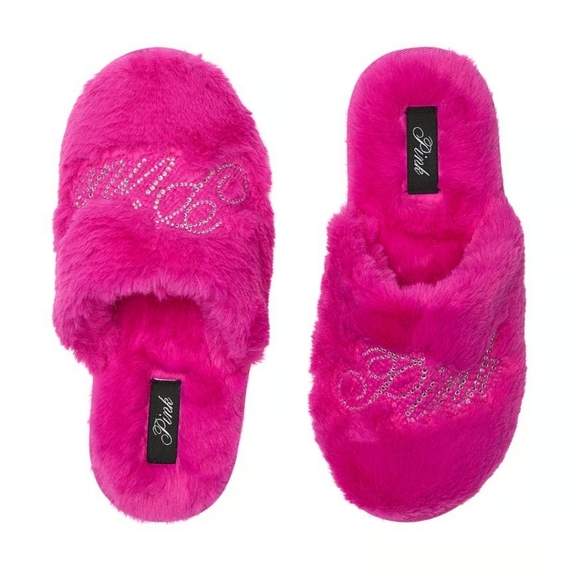 PINK Victoria's Secret Faux Fur Closed Toe Bling Logo Slippers. - Picture 1 of 6